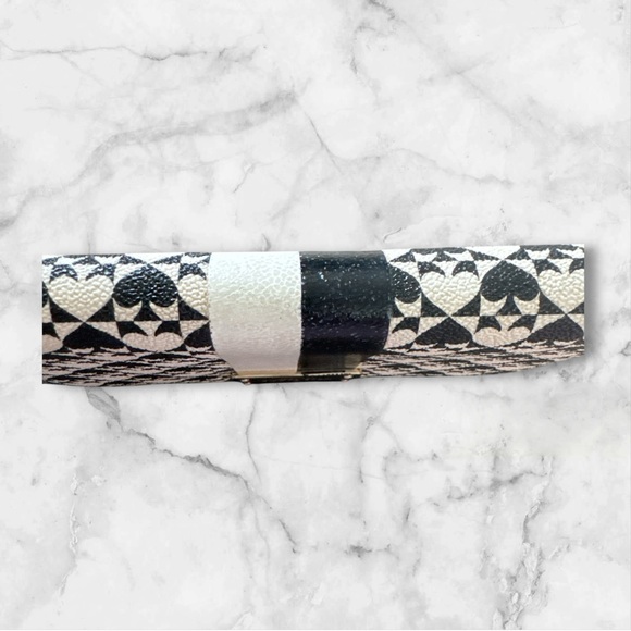 Kate Spade New York Neda Zip-around Continental Wallet Heart/Spade Pattern EUC - Picture 5 of 9